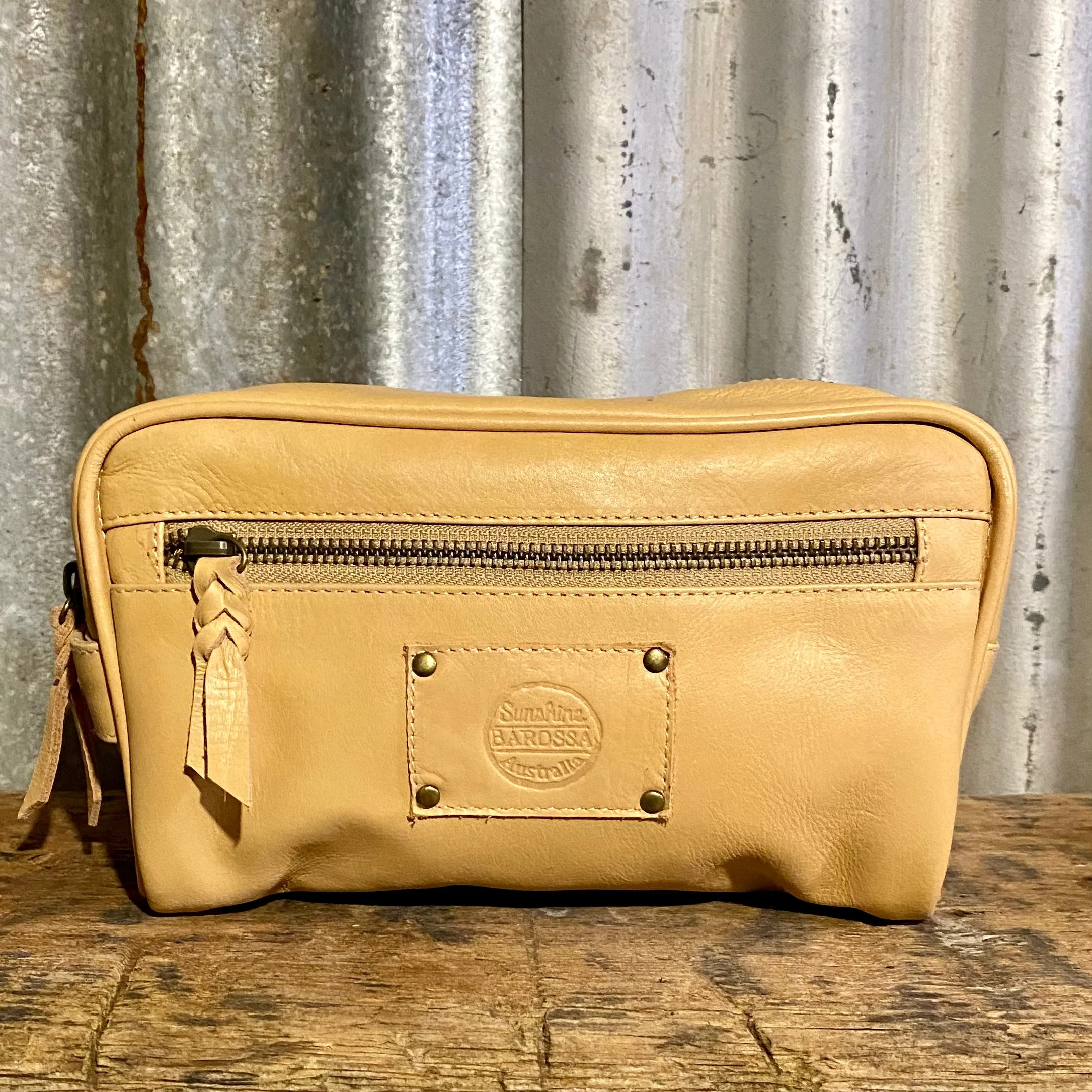 Leather Toiletry Bag / Wash Bag￼